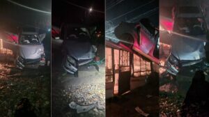 Răsturnare incredibilă în Prahova! O mașină cu patru oameni a aterizat pe acoperișul unei case în timp ce proprietarul dormea