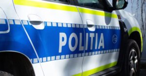 Tragedie în Iași! Un băiat de 15 ani l-a înjunghiat pe iubitul mamei sale. Bărbatul încălcase ordinul de restricție