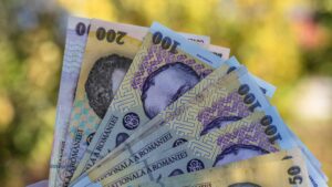 Veste uriașă pentru șoferii din Sectorul 4! Daniel Băluță dă bani pentru benzină și motorină: cine primește cei 200 de lei
