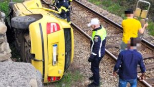Tragedie pe Valea Oltului! O femeie însărcinată, resuscitată după un impact frontal. Elicopterul SMURD, chemat de urgență