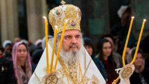 Mesaj neașteptat al Patriarhului Daniel! Ce a spus despre femei în Pastorala de Paște: „Icoana cea mai frumoasă”
