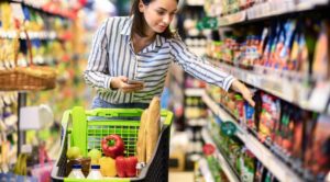 Anunț de ultimă oră pentru toți românii! Ce se întâmplă cu magazinele Kaufland, Lidl sau Penny de Paște 2026