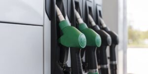 Adio, gaz și benzină ieftină? Lovitură totală pentru români! Anunțul de ultimă oră al UE despre criza care ne va lăsa fără combustibil