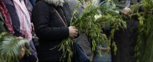 De ce nu e bine să te speli pe cap de Florii! Greșeala uriașă care îți poate schimba norocul în 2026