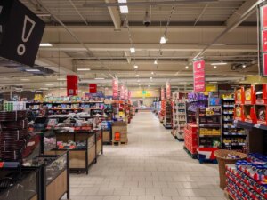 Anunț de ultimă oră de la Kaufland! Programul s-a schimbat: ce se întâmplă cu magazinele de Paște 2026