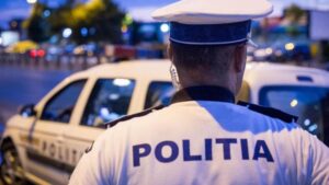 Clipe de groază în Mureș! Polițist lovit cu bâta în cap, agresor împușcat în picior. Elicopterul SMURD a venit de urgență!