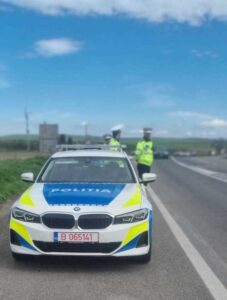 Tragedie pe Autostrada Soarelui! Un mort și cinci răniți după ce o mașină a zburat de pe șosea la Cernica. Trafic blocat!