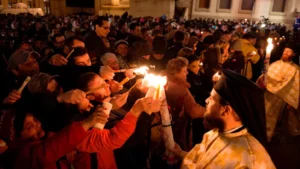 Veste uriașă pentru toți românii! Ce se întâmplă cu Sfânta Lumină de la Ierusalim: Anunțul oficial de ultimă oră