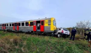 Tragedie fulgerătoare în Timiș! Un bărbat de 71 de ani a murit spulberat de tren sub privirile a 30 de călători