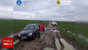 Gest incredibil! Ce a pățit un tată după ce și-a lăsat fiul de 14 ani la volan. Poliția i-a urmărit kilometri întregi