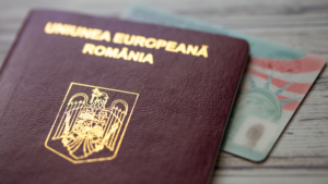 Se schimbă regulile pentru pașaport în 2026! Actele de care ai nevoie și taxa fixă pe care trebuie să o plătească toți românii