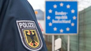 Sfârșit cumplit pentru un tânăr român în Germania! A fost găsit fără suflare, plin de răni, chiar lângă casă