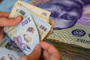 Schimbări majore la stat: Ce salarii vor avea profesorii, medicii și polițiștii din 2027. S-a semnat acordul oficial!