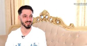 Celebru tiktoker român, săltat de mascați! Cum îi păcălea pe oameni sub masca de „bun samaritean” pentru mii de euro