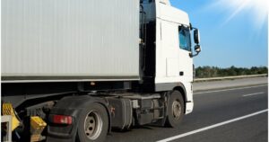 Doi români s-au dat drept polițiști și au jefuit un șofer pe autostradă! Metoda prin care i-au furat mii de euro