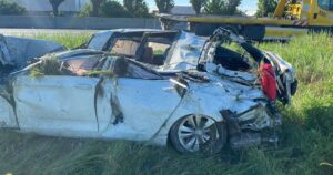 Doliu în Brăila! Un tânăr de 19 ani a murit, după ce bolidul în care se afla s-a transformat într-un morman de fiare