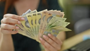 Salariul minim crește de la 1 iulie! Câți bani primești „în mână”