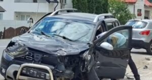 Accident grav! O mașină a lovit un grup de elevi. O fată, în stare critică