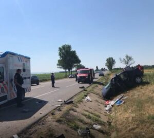Tragedie pe DN2-E85! Un șofer de 59 de ani a murit pe loc după ce mașina s-a făcut praf într-un cap de pod
