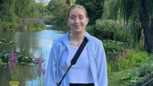 Tragedie. O studentă a murit după ce medicii au crezut că „doar pierdea timpul” la spital
