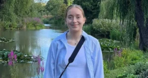 Studentă de 20 de ani, lăsată să moară în brațele mamei după ce medicii au trimis-o acasă: „Au crezut că pierde timpul”