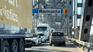 Lovitură pentru șoferii români: Bulgaria scumpește masiv taxele de drum. Cât vei plăti pentru vinietă din 2026