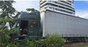 Decizie radicală a patronului firmei de transport după accidentul din Constanța! Ce se întâmplă cu șoferul de TIR
