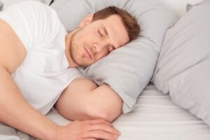De ce te simți epuizat în fiecare vară? Greșeala banală pe care o faci zilnic și care îți distruge energia