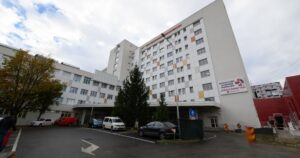 Clipe de coșmar la ștrand! Un copil de 5 ani a ajuns la spital în comă după ce s-a înecat în piscină