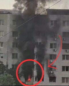 Clipe de coșmar în Sectorul 2! 28 de oameni evacuați de urgență din blocul cuprins de flăcări. Ce au pățit victimele