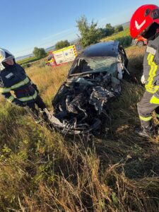 Duminică neagră în Suceava! Un șofer de 47 de ani a fost spulberat de tren. Medicii nu au mai putut face nimic